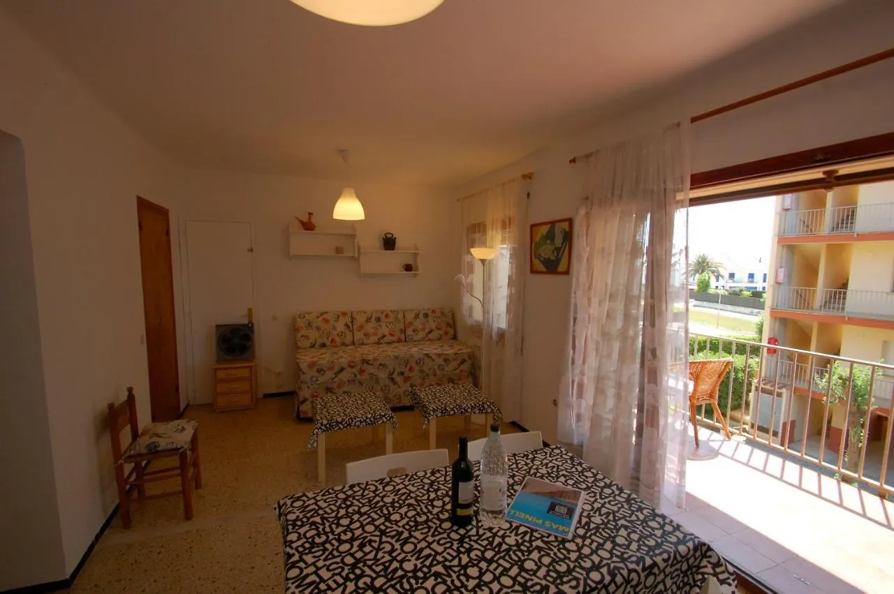 Mare Nostrum 223 Torroella De Montgri 0*,
